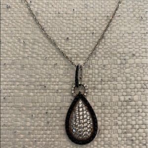 Black crystal necklace with chain